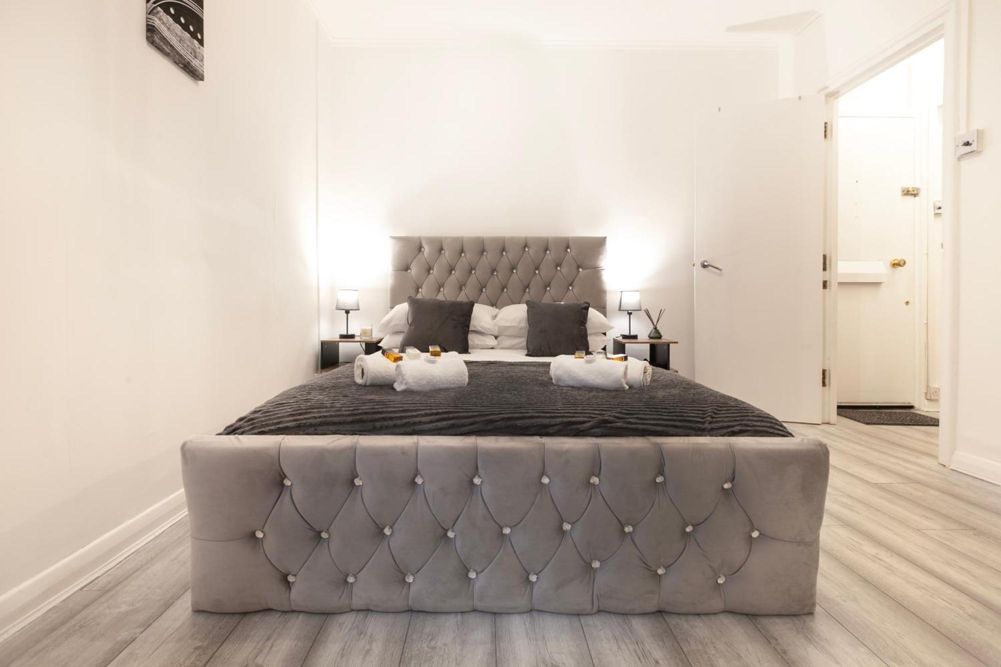 Beautiful One Bedroom Flat In Scott Ellis Gardens London Eksteriør billede